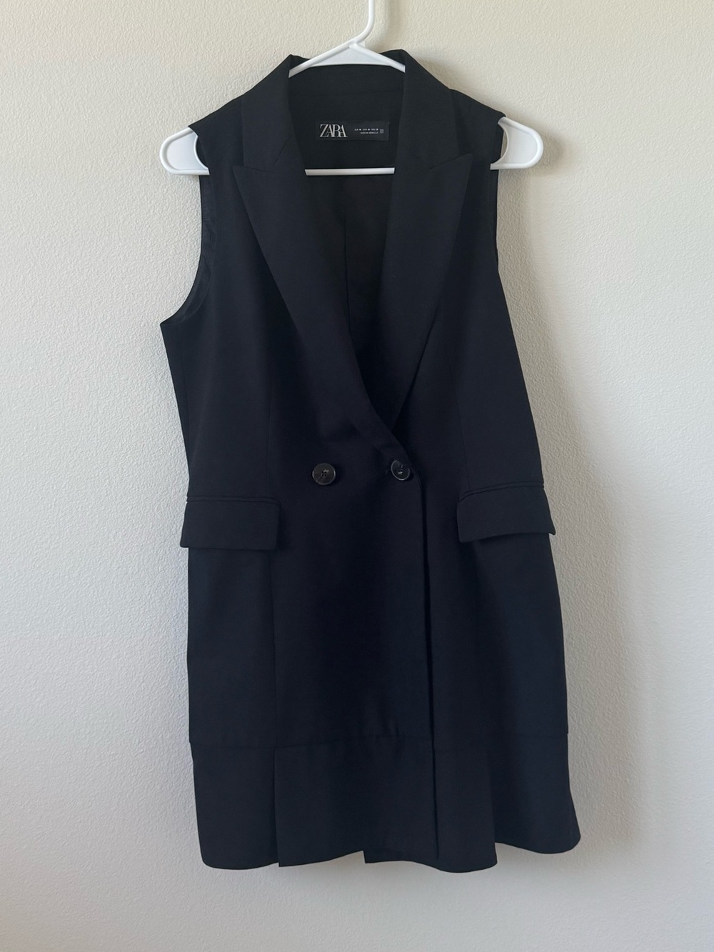 Zara Sleeveless Blazer